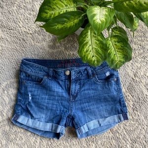 Distressed Elle Jean Shorts